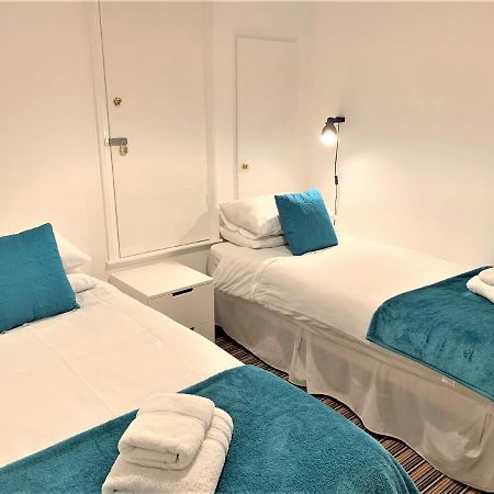 Riverside Channel5 "Holidays Homes In The Sun" Featured Central Canterbury Cottage With Free Parking المظهر الخارجي الصورة
